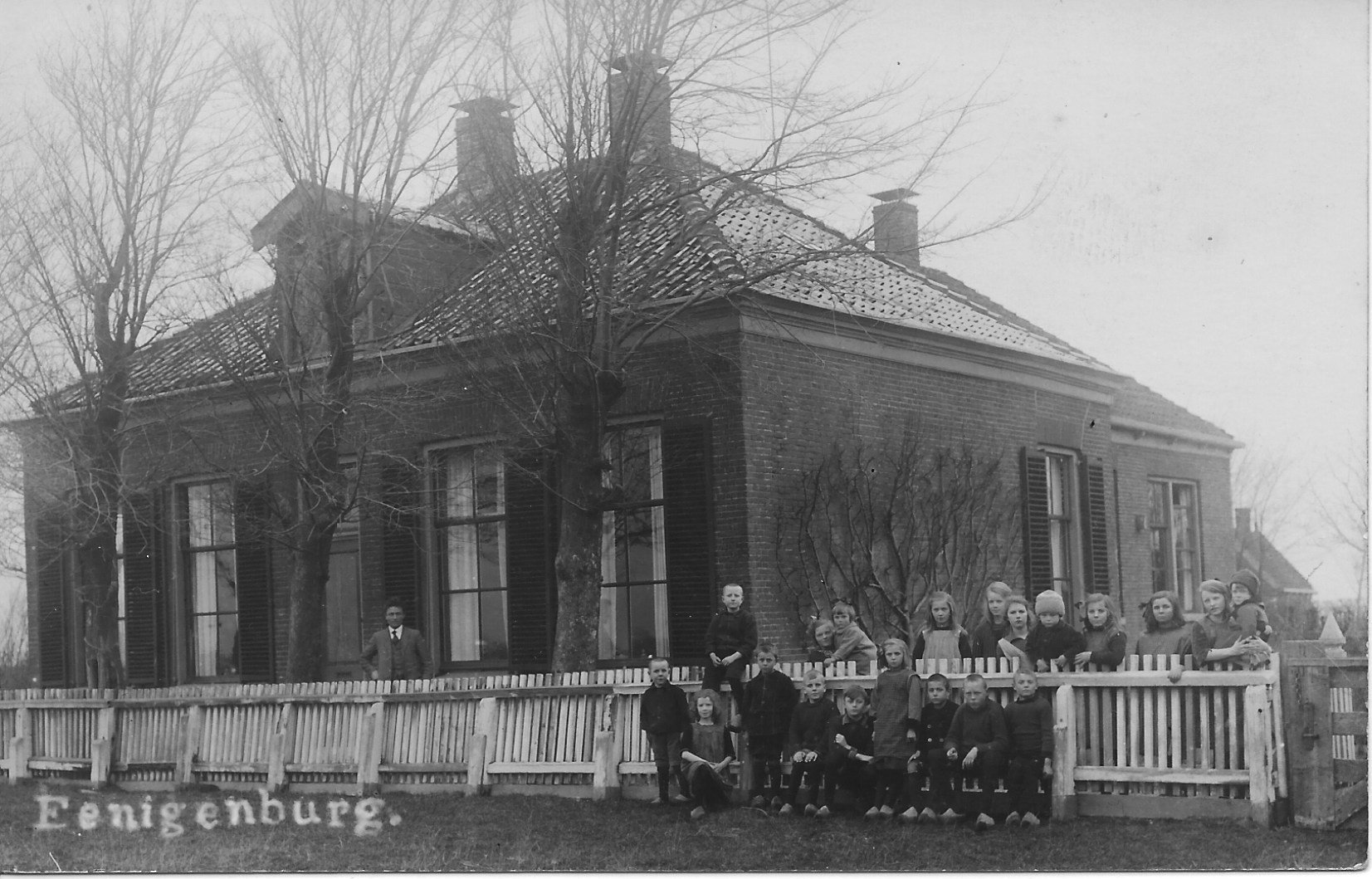 Onderwijs in Eenigenburg